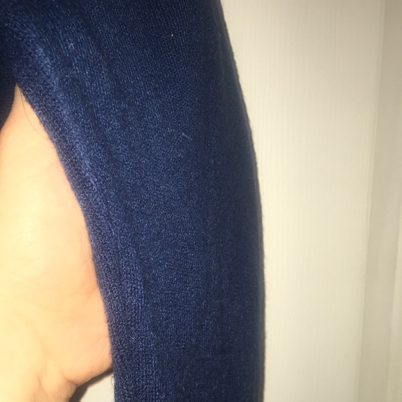 Long Lightweight Sweater - Picture 3 of 3